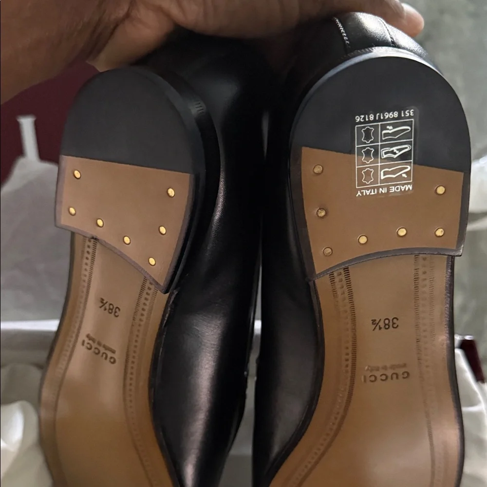 Gucci Black Leather Loafers with Gold Bit Detail - Picture 10 of 10